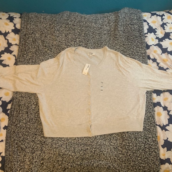 Old Navy Sweaters - Light Gray Cropped Cardigan